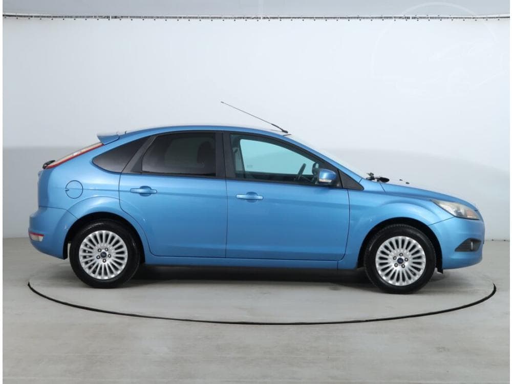 2008 Ford FOCUS - 16