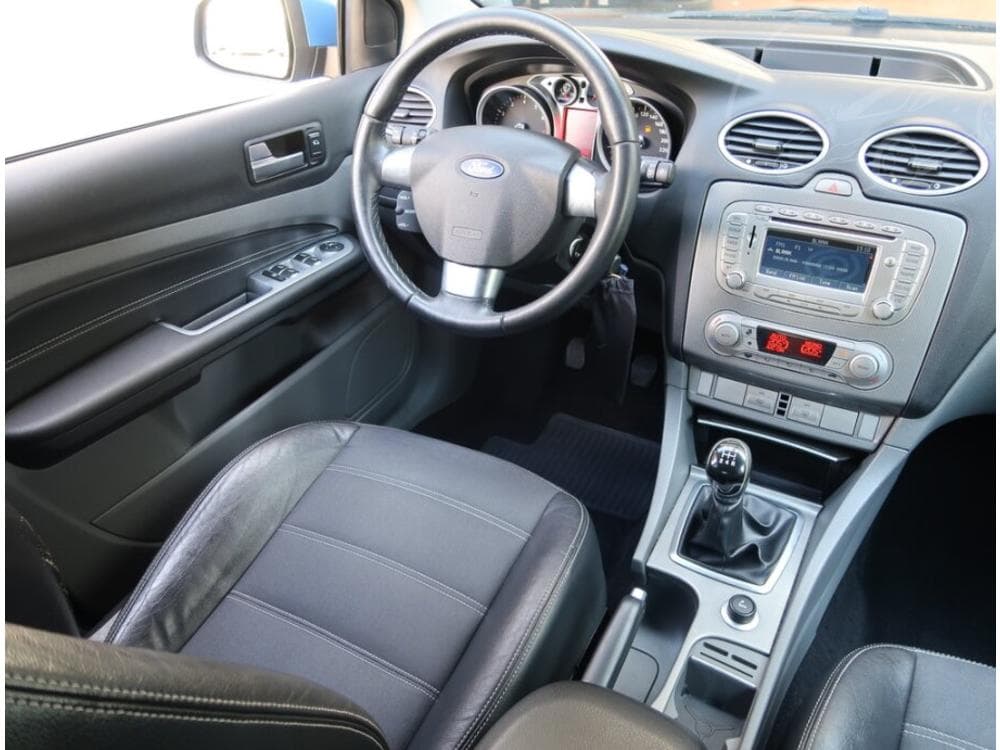 2008 Ford FOCUS - 19