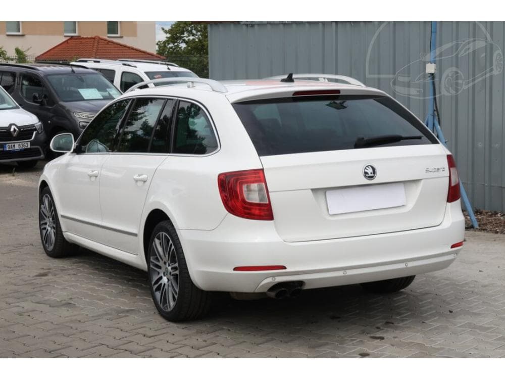 2012 Škoda SUPERB - 7