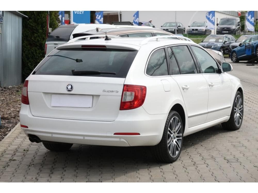 2012 Škoda SUPERB - 9