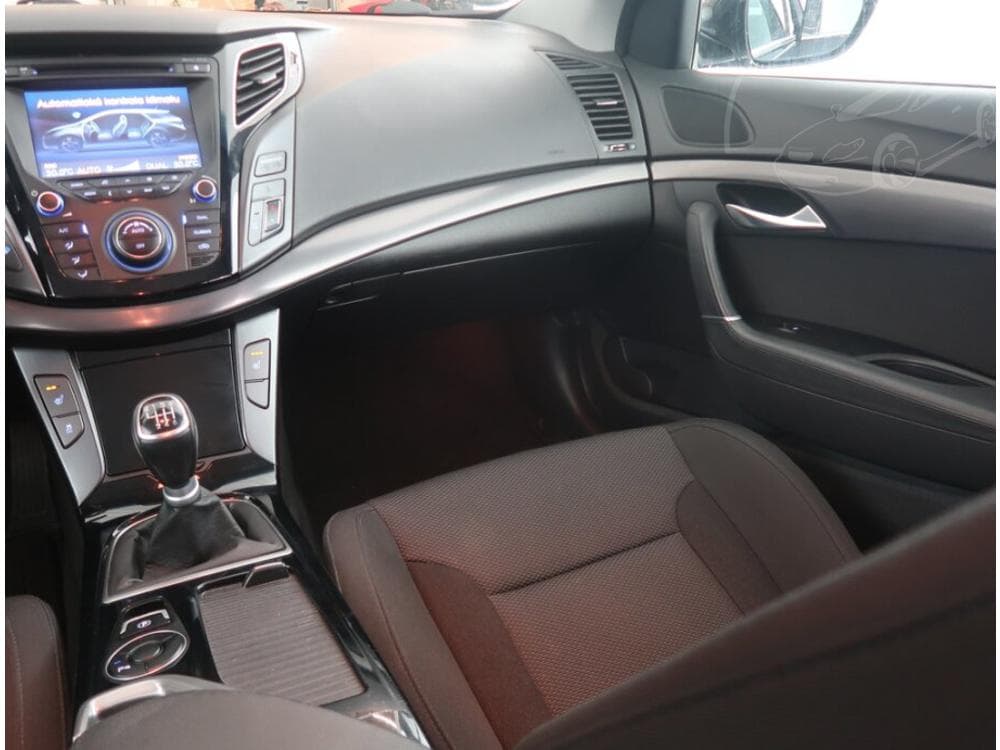 2011 Hyundai i40 - 15
