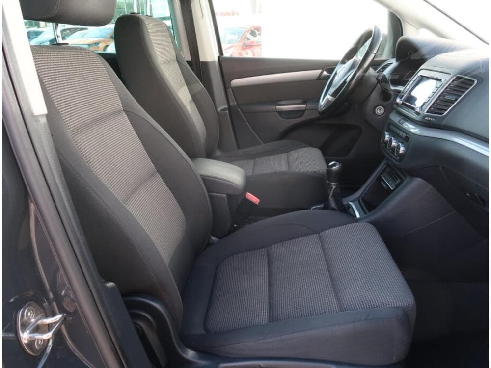 2014 Volkswagen SHARAN - 17