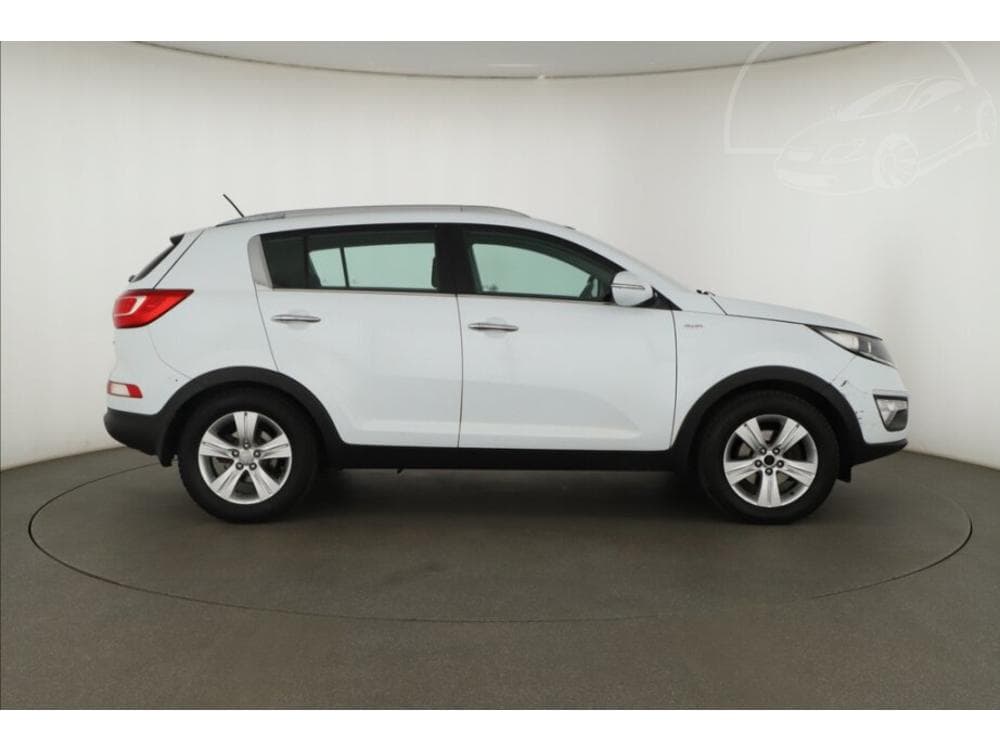 2010 Kia SPORTAGE - 11