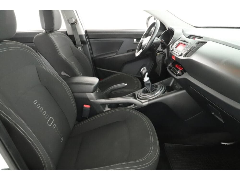 2010 Kia SPORTAGE - 13