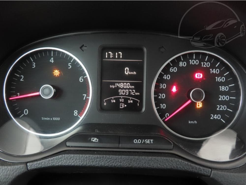2010 Volkswagen POLO - 11