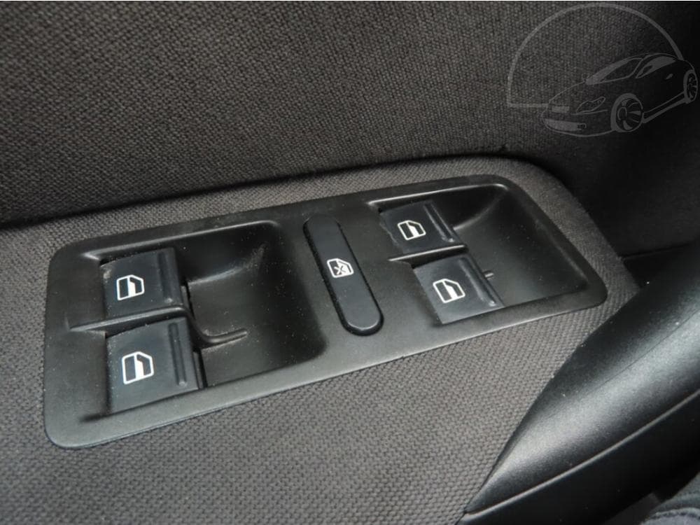 2010 Volkswagen POLO - 14