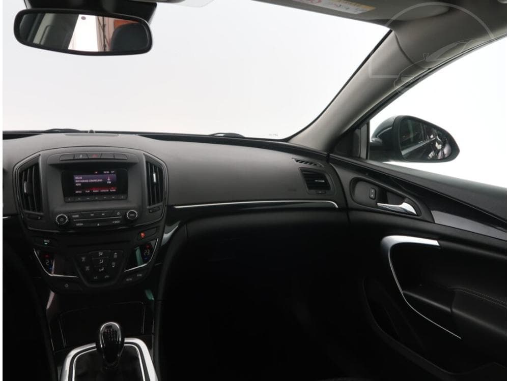 2015 Opel INSIGNIA - 15