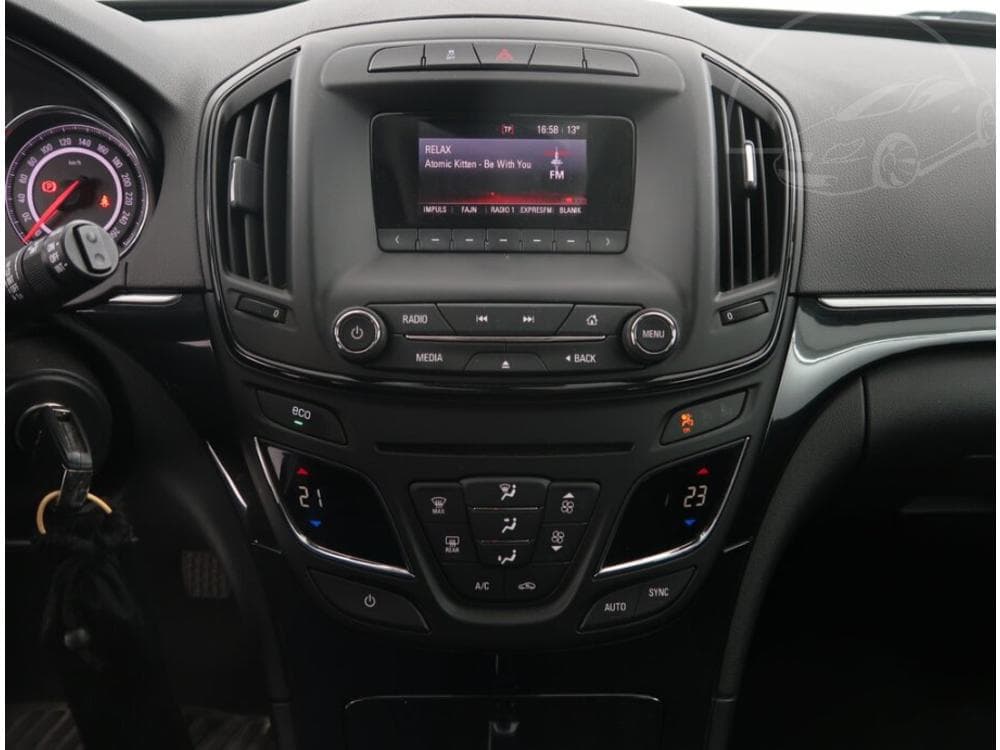 2015 Opel INSIGNIA - 23