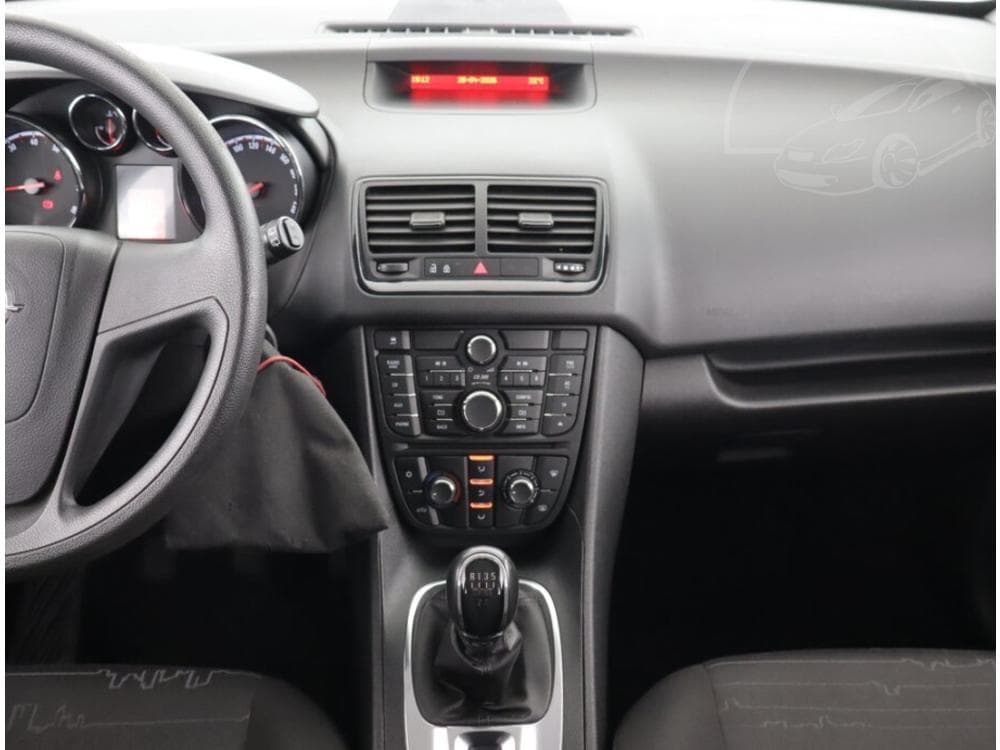2014 Opel MERIVA - 23