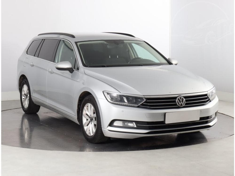 2015 Volkswagen PASSAT