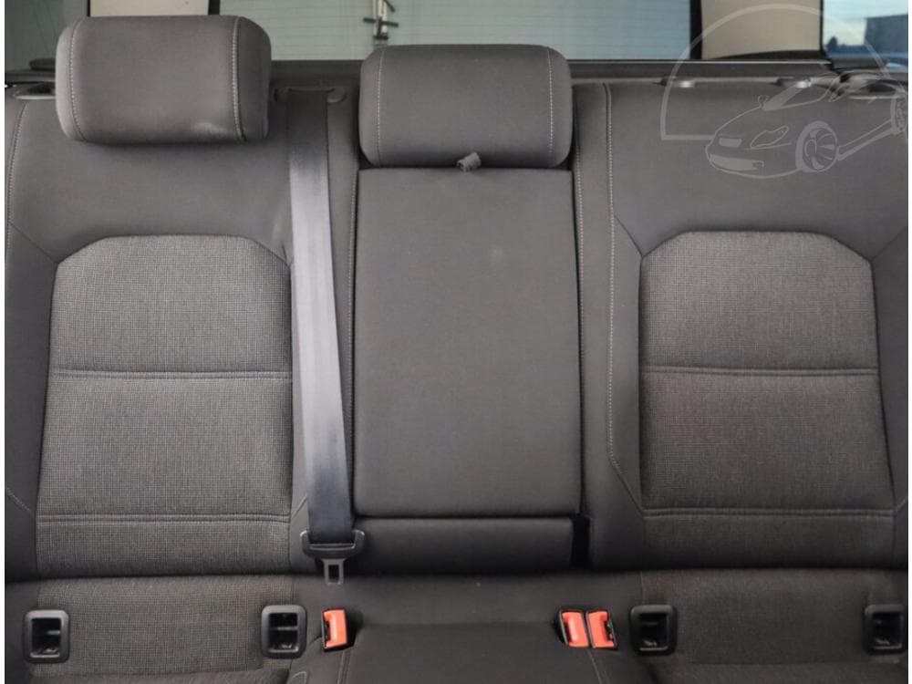 2015 Volkswagen PASSAT - 10