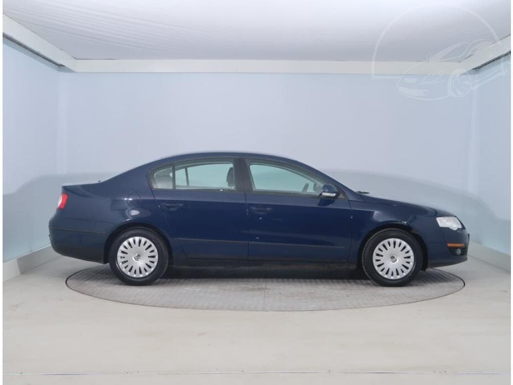 2009 Volkswagen PASSAT - 6
