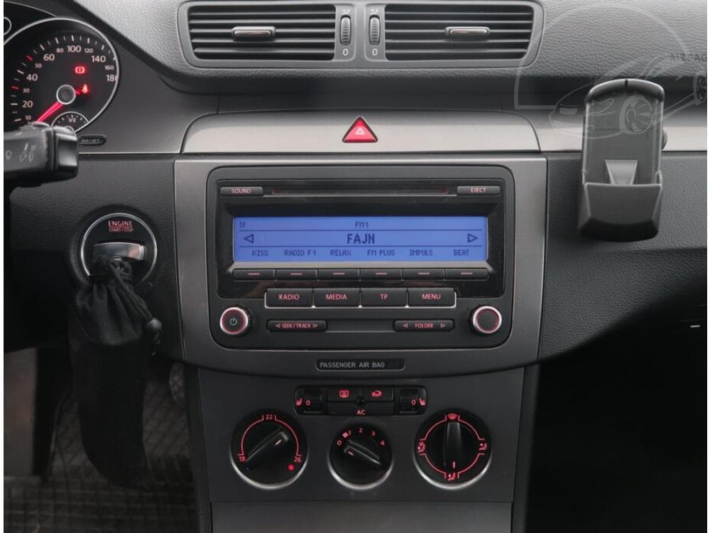 2009 Volkswagen PASSAT - 12