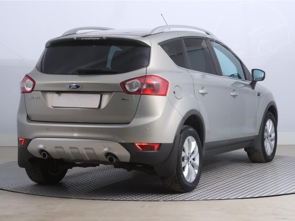 2010 Ford KUGA - 9