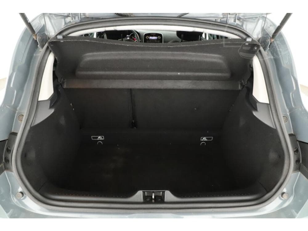 2018 Renault CLIO - 25