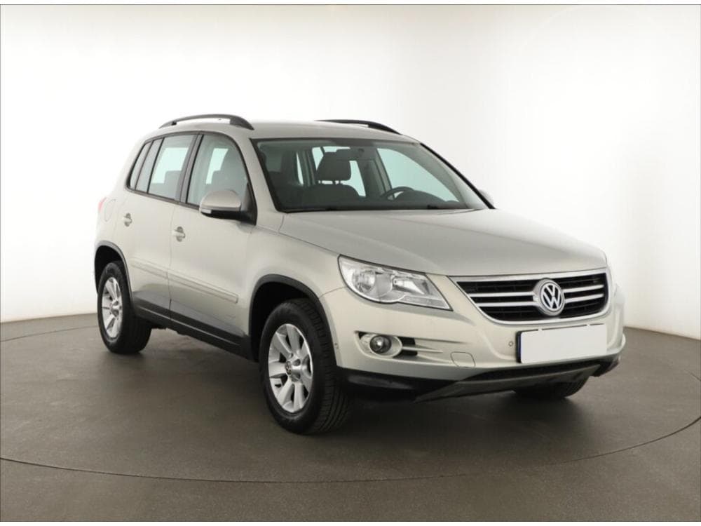 2010 Volkswagen TIGUAN