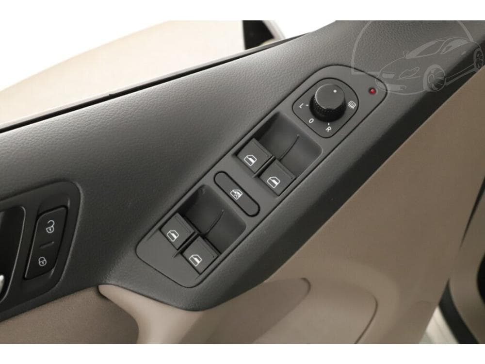 2010 Volkswagen TIGUAN - 17