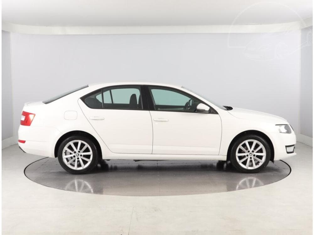 2014 Škoda OCTAVIA - 11