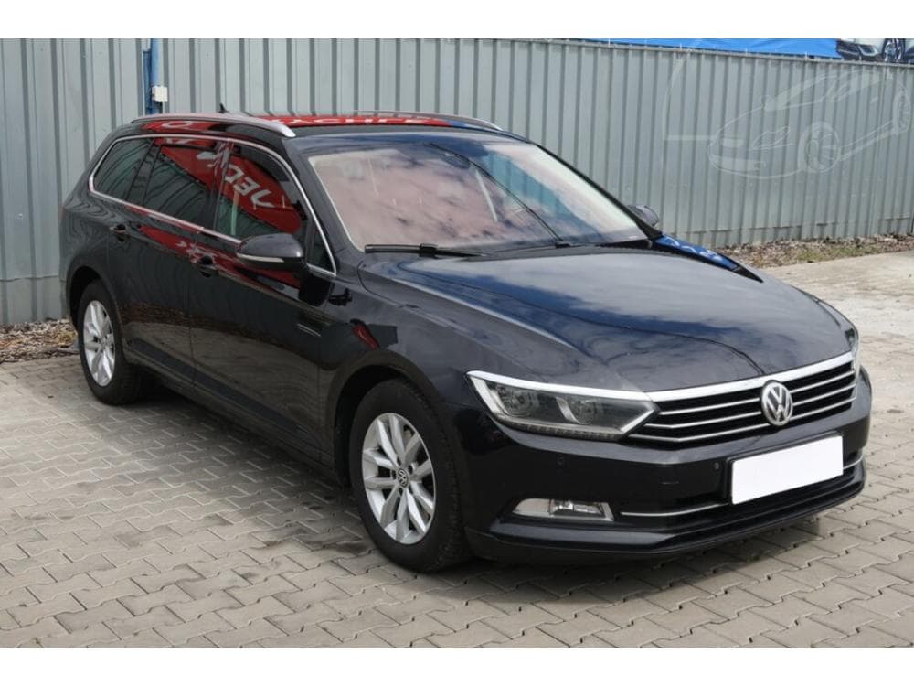 2016 Volkswagen PASSAT