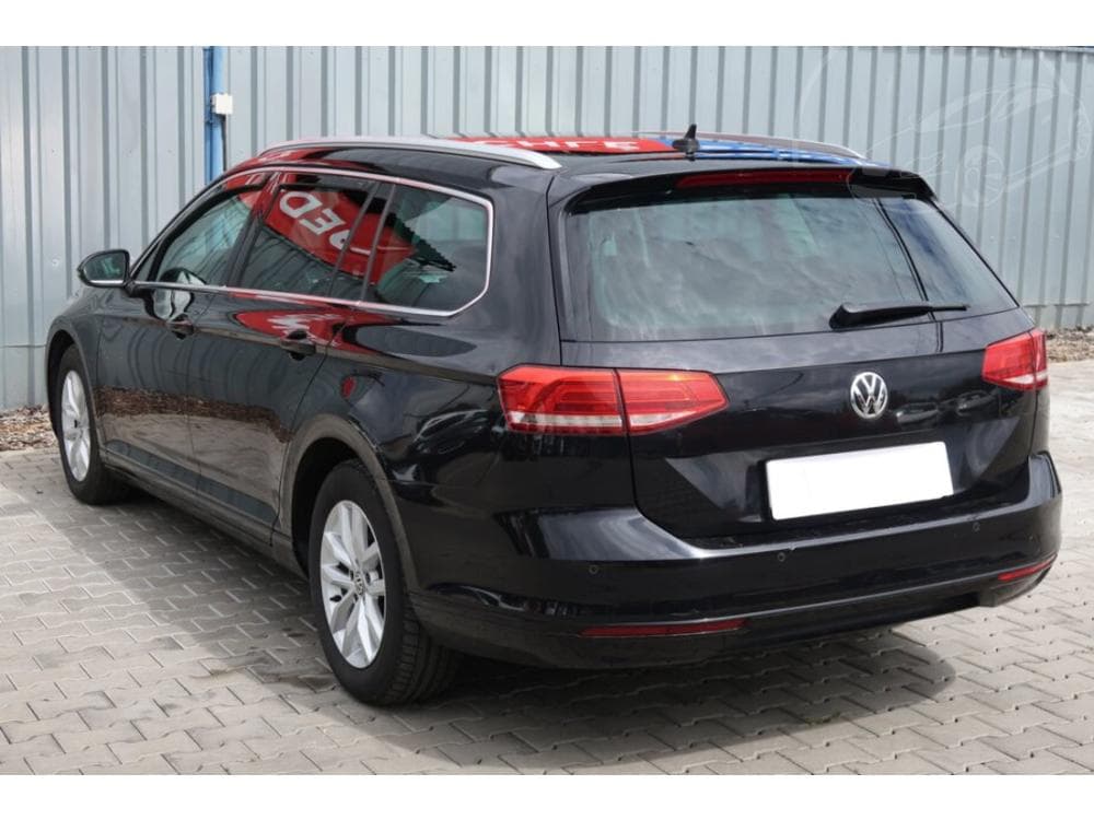 2016 Volkswagen PASSAT - 7