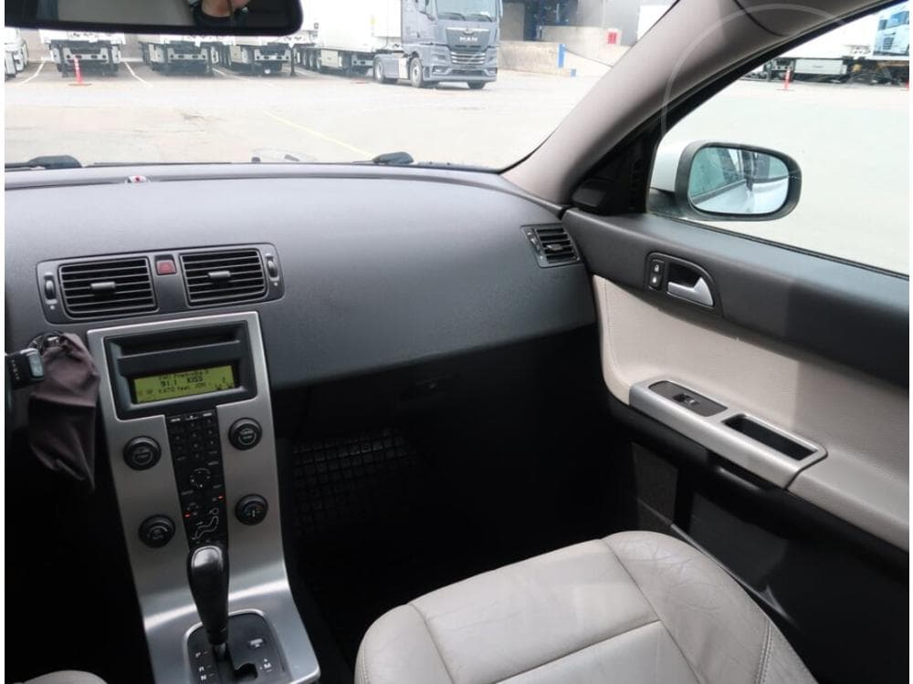 2006 Volvo V50 - 15
