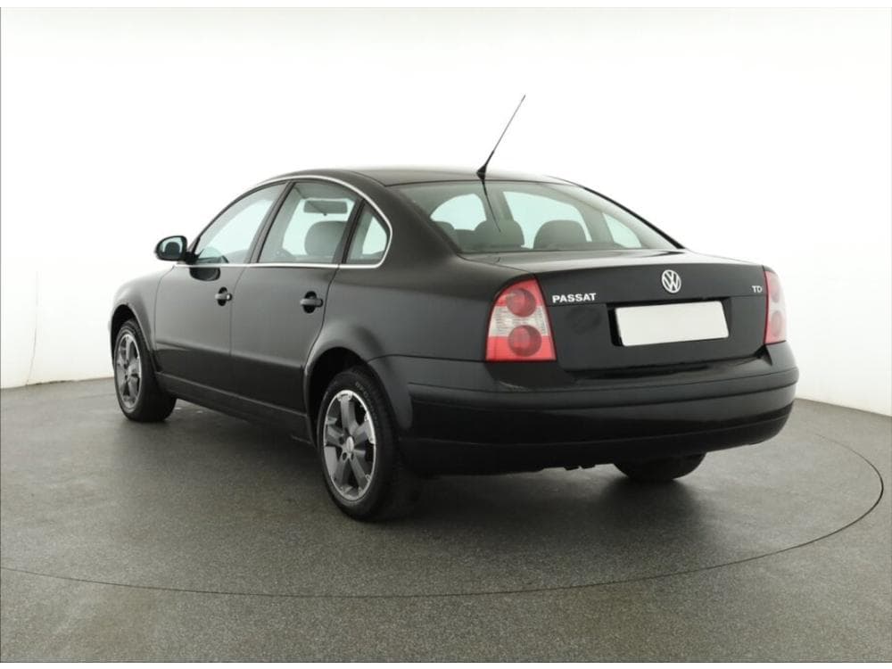 2004 Volkswagen PASSAT - 10