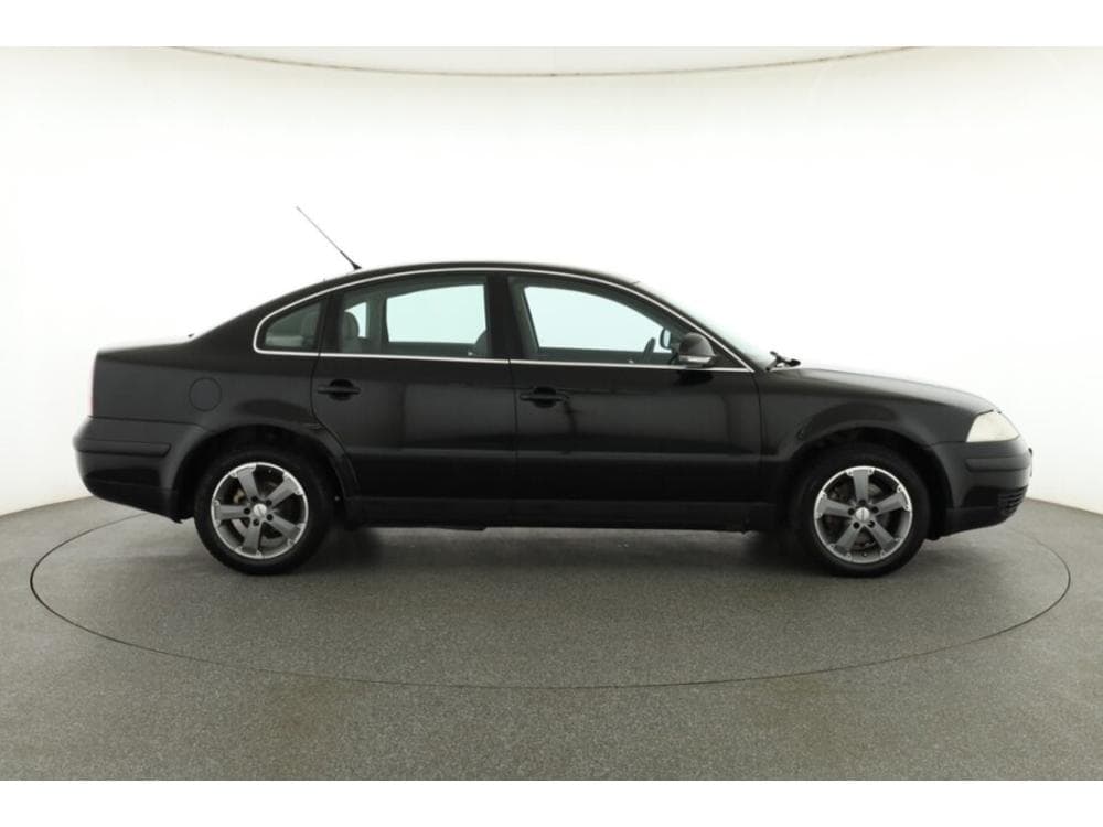 2004 Volkswagen PASSAT - 16