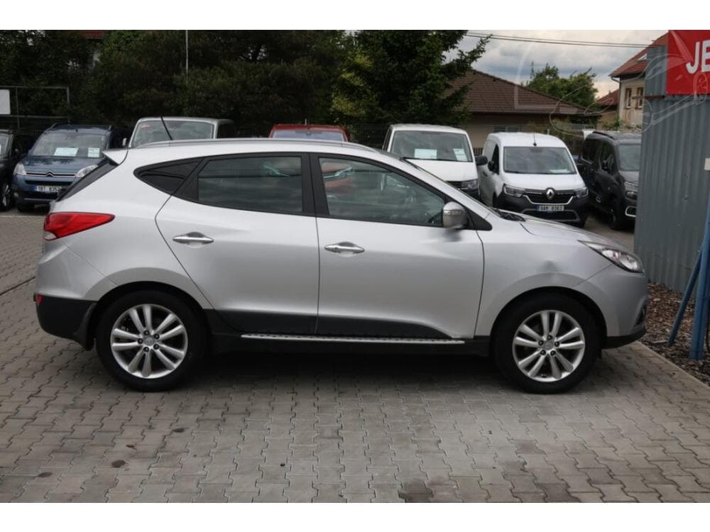 2012 Hyundai ix35 - 11