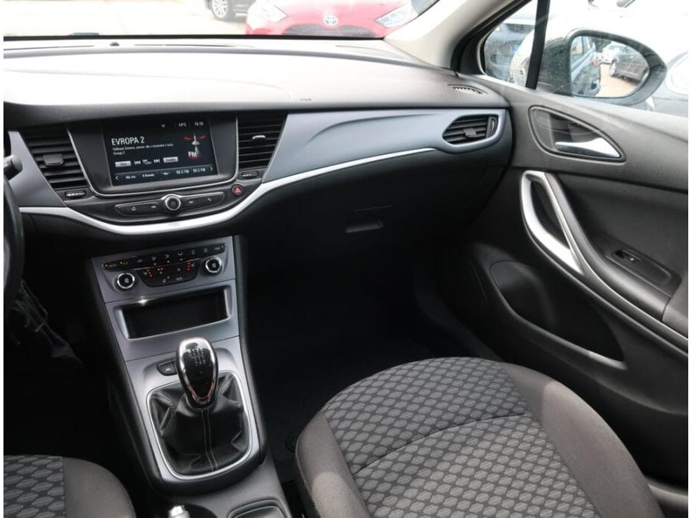 2019 Opel ASTRA - 8