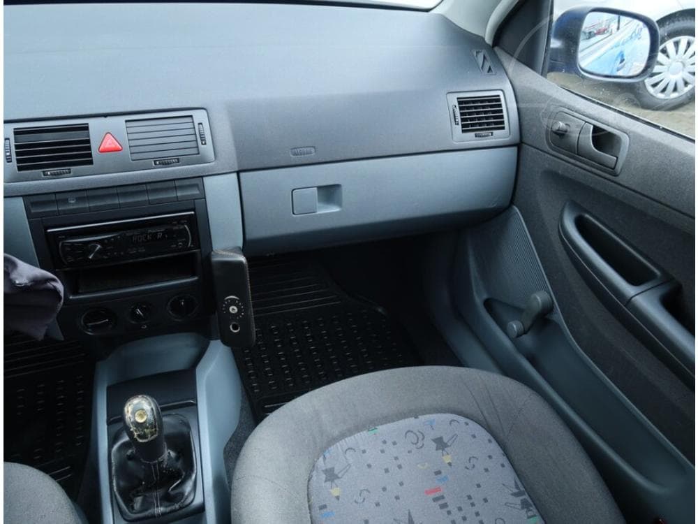 2003 Škoda FABIA - 8