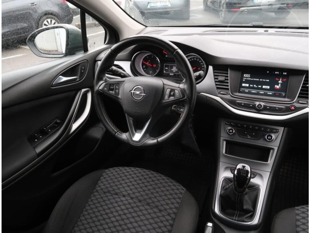 2018 Opel ASTRA - 13