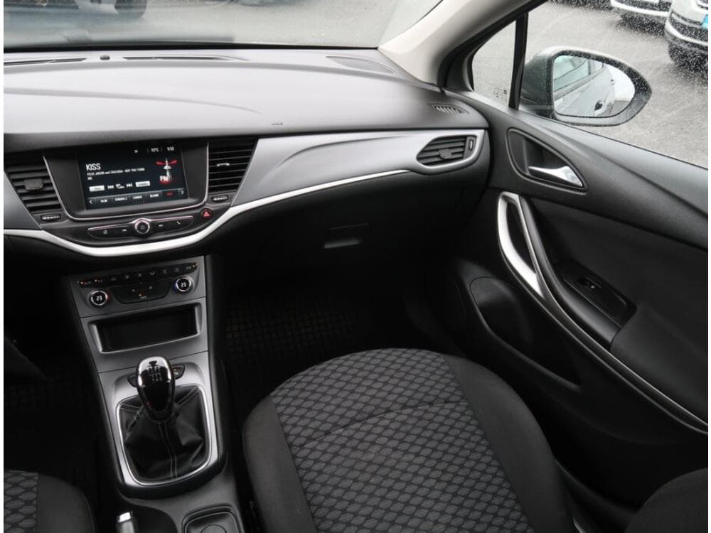 2018 Opel ASTRA - 15
