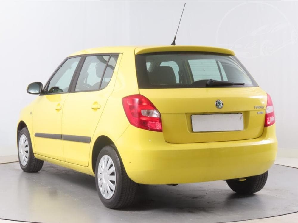 2011 Škoda FABIA - 4