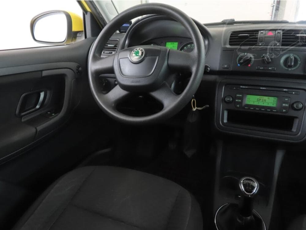 2011 Škoda FABIA - 7
