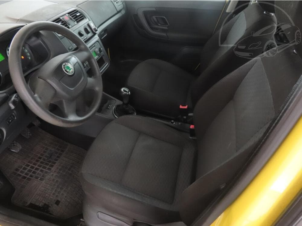 2011 Škoda FABIA - 9