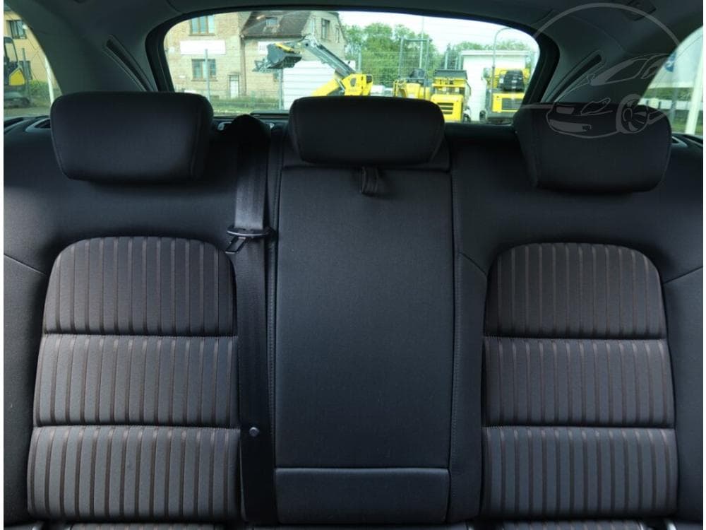 2010 Audi A4 - 19