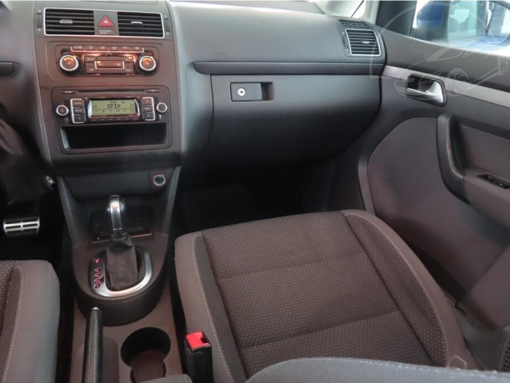 2011 Volkswagen TOURAN - 15
