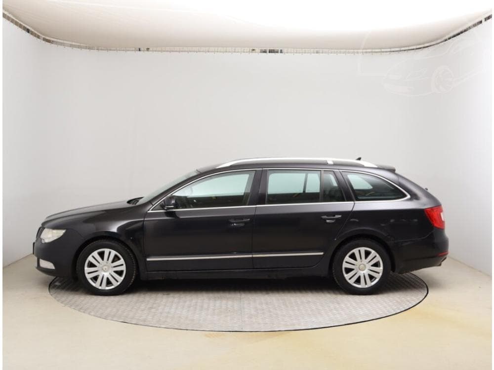 2010 Škoda SUPERB - 5