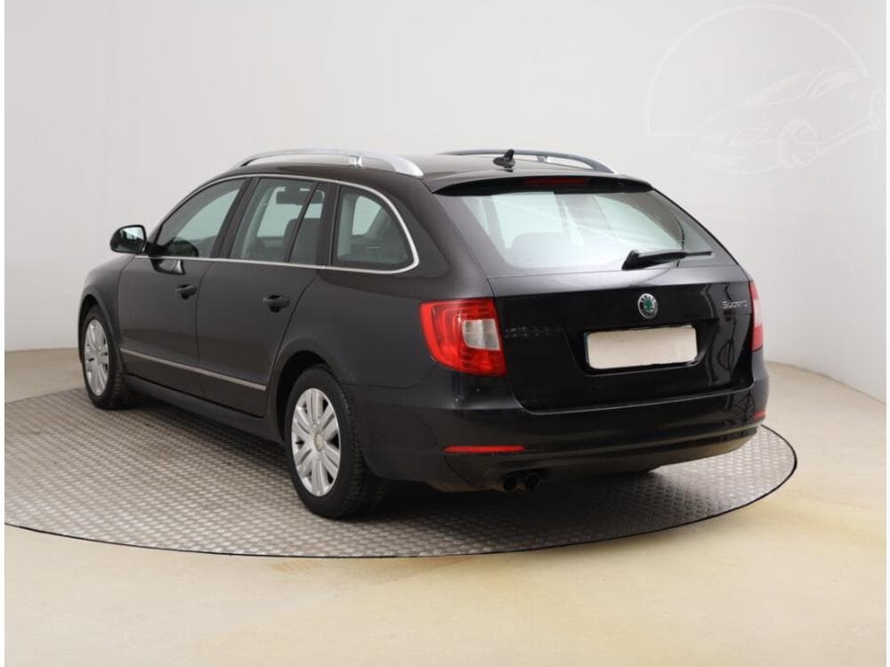 2010 Škoda SUPERB - 7