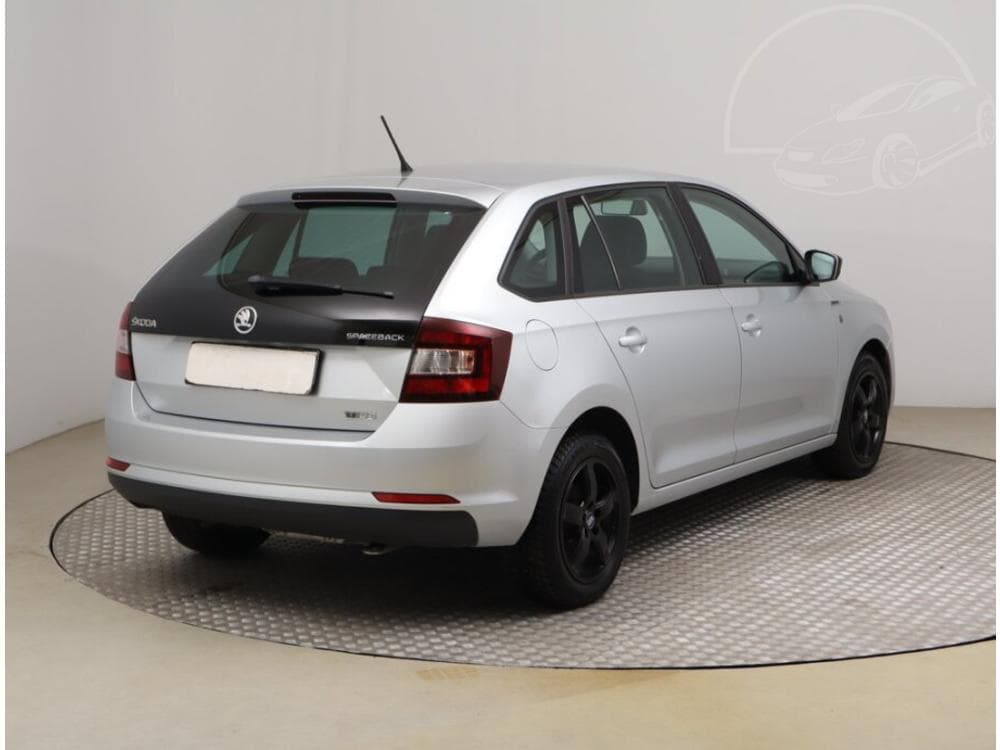 2015 Škoda RAPID - 9