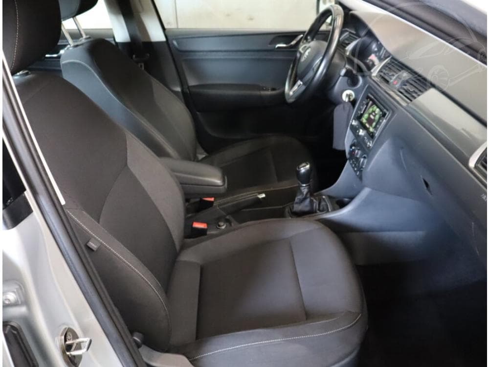 2015 Škoda RAPID - 17
