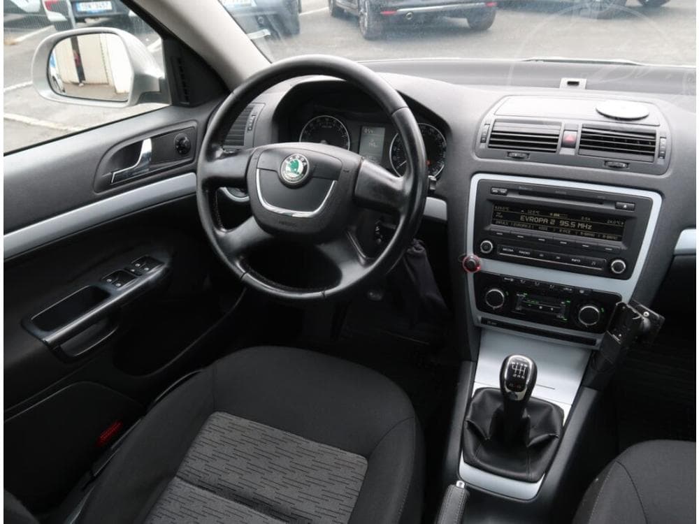 2010 Škoda OCTAVIA - 7