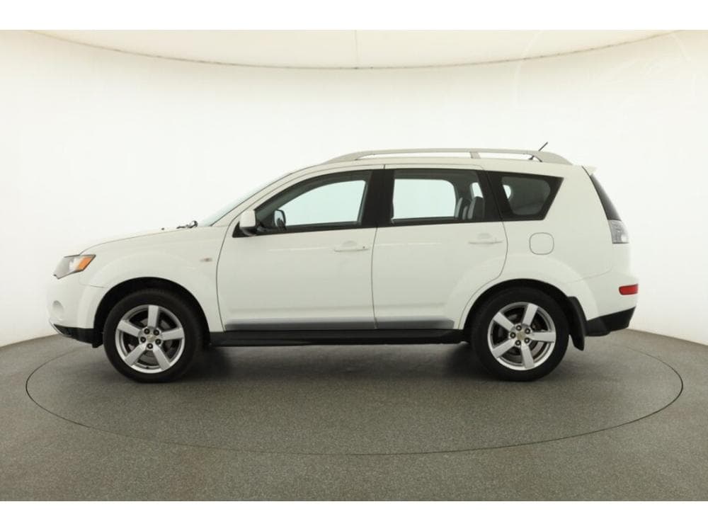 2009 Mitsubishi OUTLANDER - 5