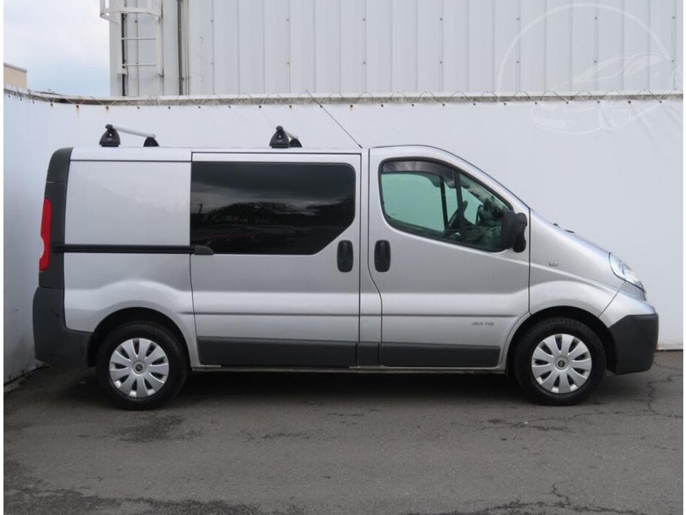 2011 Nissan OSTATNÍ - 11