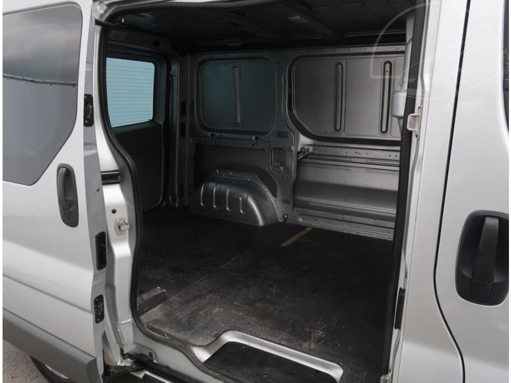 2011 Nissan OSTATNÍ - 27
