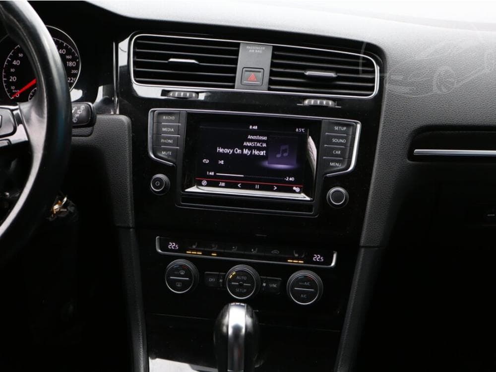 2014 Volkswagen GOLF - 19