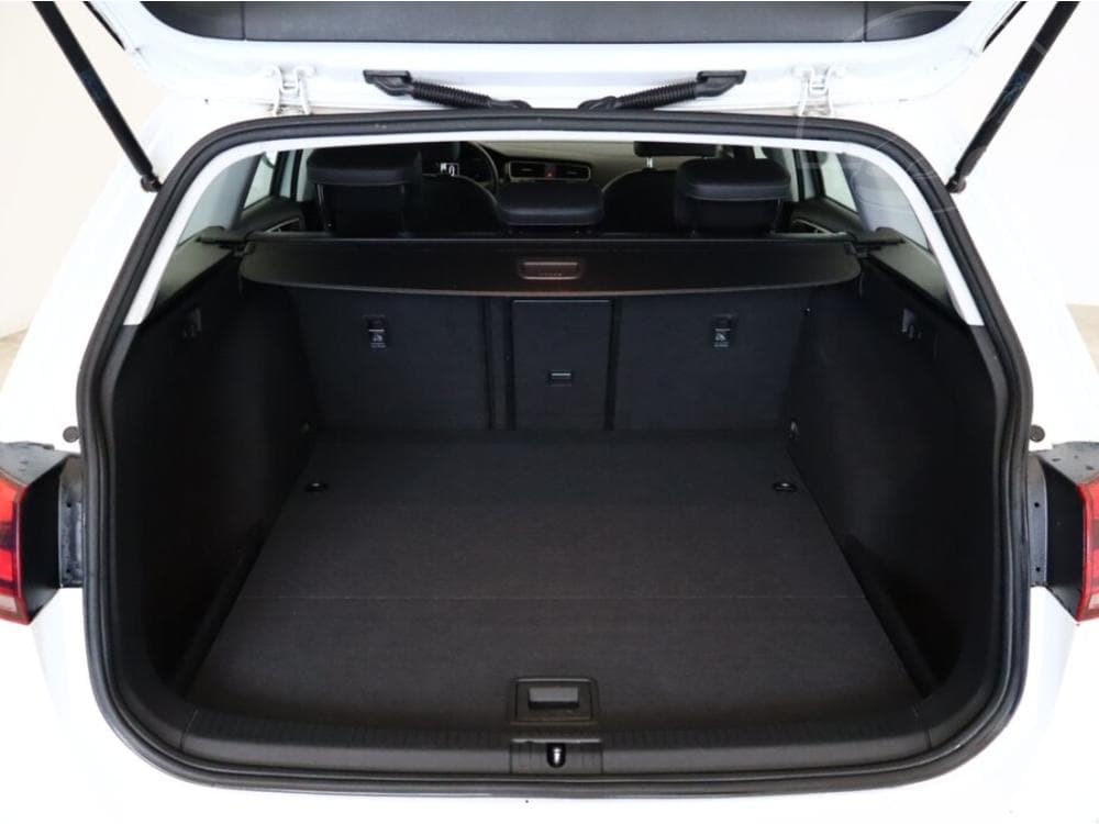 2014 Volkswagen GOLF - 23