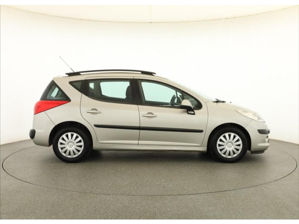 2009 Peugeot 207 - 11