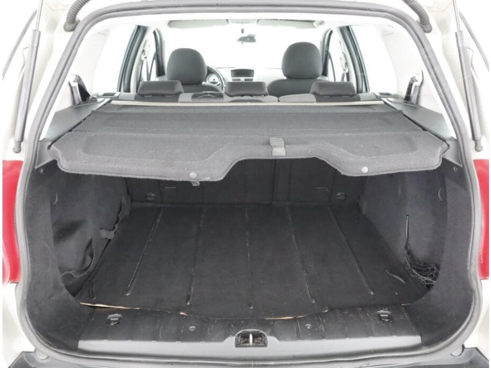 2009 Peugeot 207 - 23