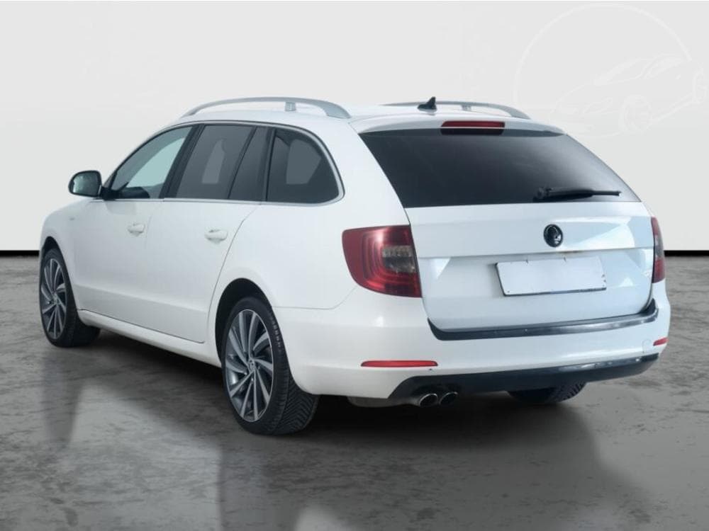 2014 Škoda SUPERB - 4